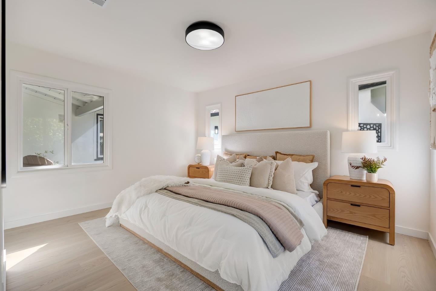 Detail Gallery Image 33 of 45 For 121 Lois Ln, Palo Alto,  CA 94303 - 3 Beds | 2 Baths