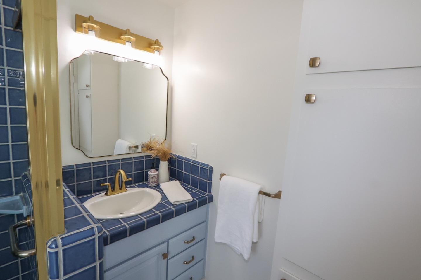 Detail Gallery Image 13 of 29 For 107 Linden St, Santa Cruz,  CA 95062 - 3 Beds | 2 Baths