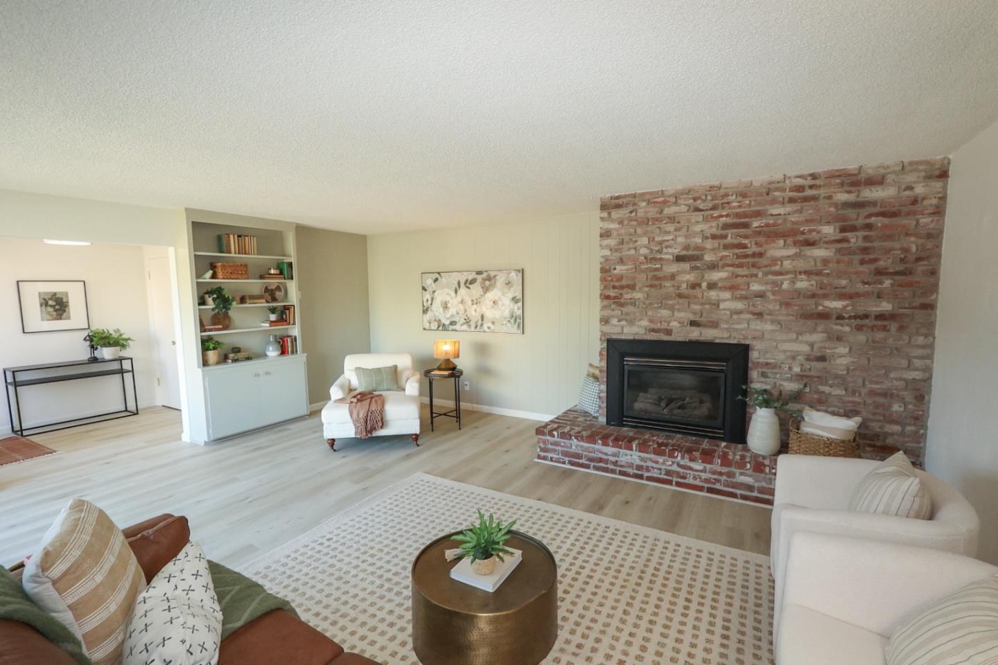 Detail Gallery Image 4 of 29 For 107 Linden St, Santa Cruz,  CA 95062 - 3 Beds | 2 Baths