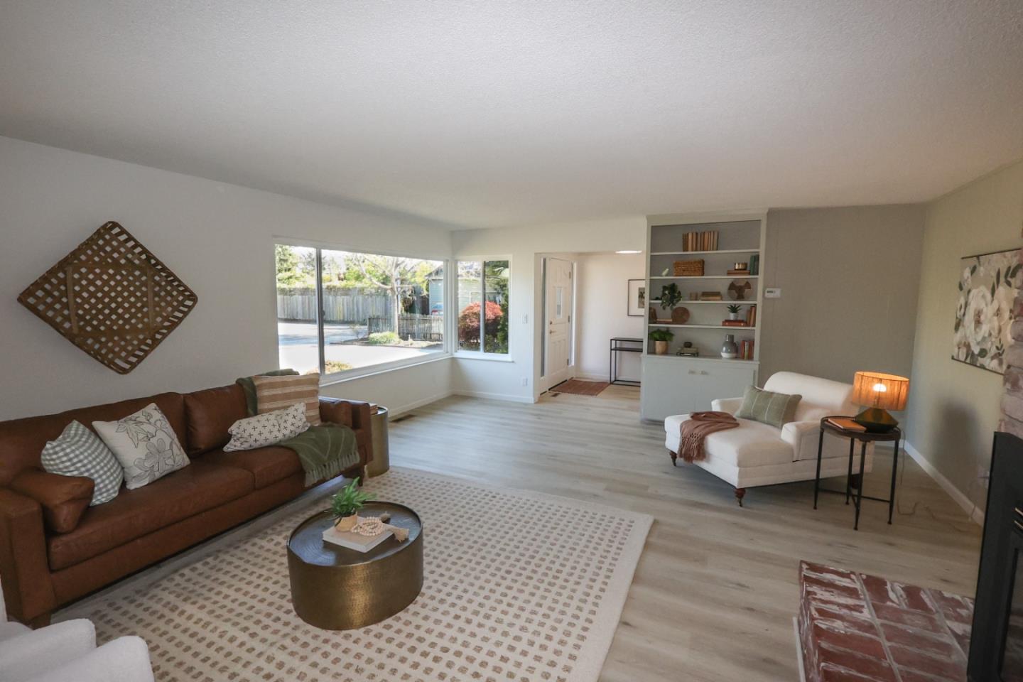 Detail Gallery Image 5 of 29 For 107 Linden St, Santa Cruz,  CA 95062 - 3 Beds | 2 Baths