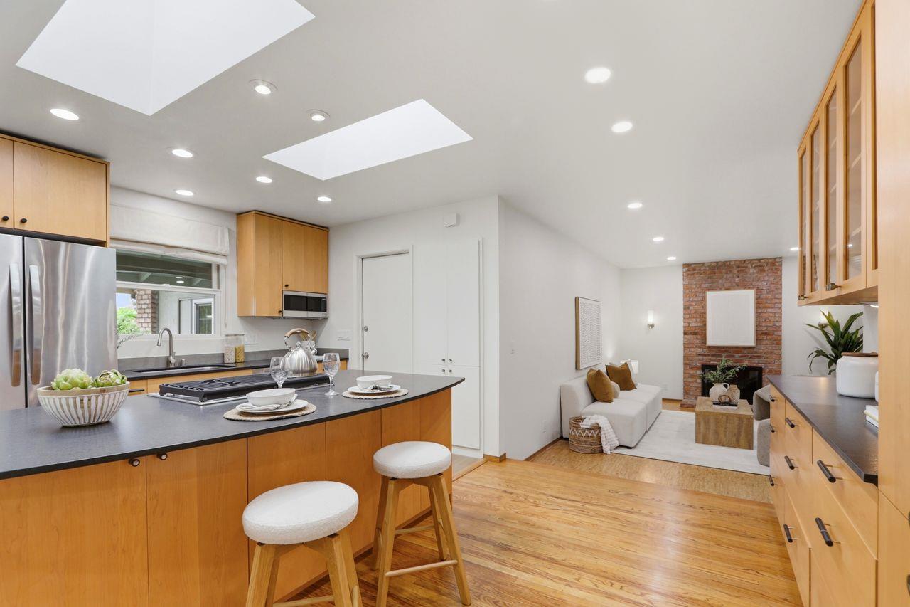 Detail Gallery Image 19 of 54 For 939 Poplar Ave, Sunnyvale,  CA 94086 - 3 Beds | 2 Baths