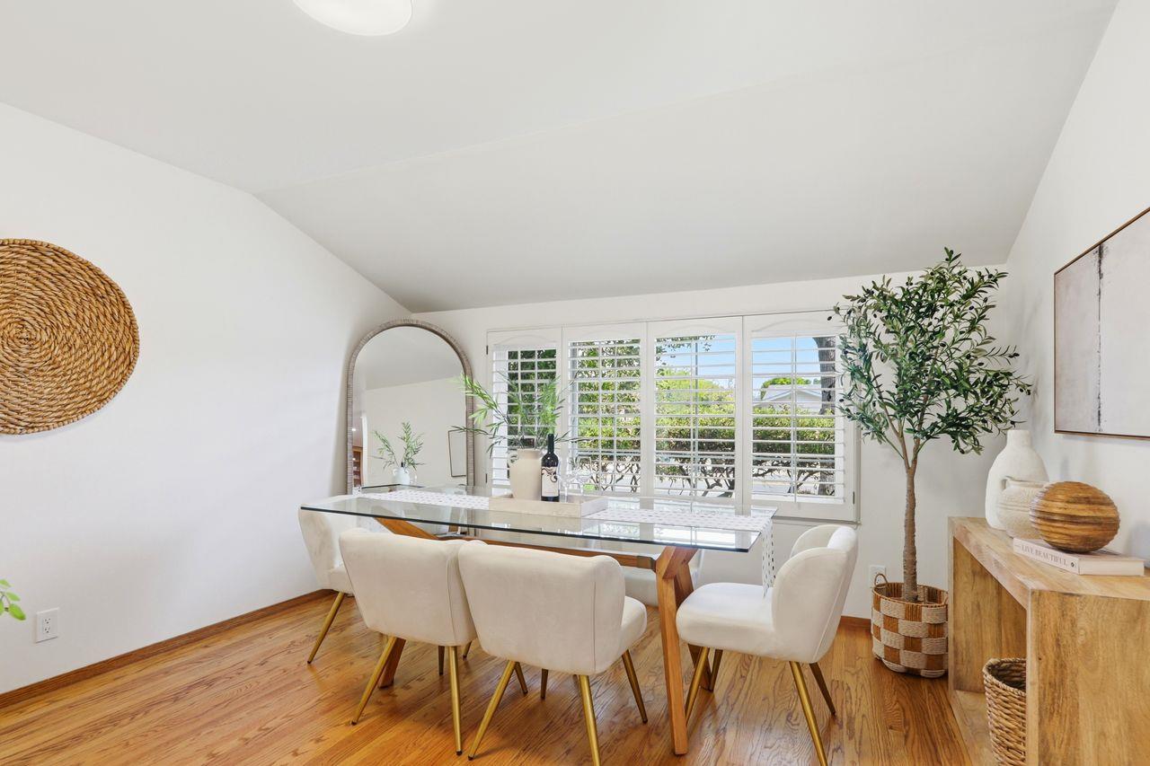 Detail Gallery Image 27 of 54 For 939 Poplar Ave, Sunnyvale,  CA 94086 - 3 Beds | 2 Baths