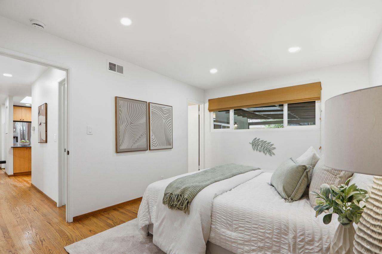 Detail Gallery Image 32 of 54 For 939 Poplar Ave, Sunnyvale,  CA 94086 - 3 Beds | 2 Baths