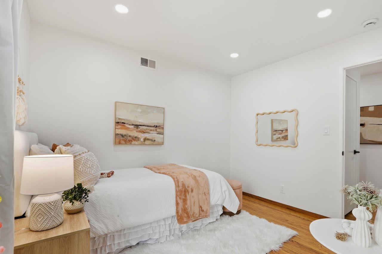 Detail Gallery Image 36 of 54 For 939 Poplar Ave, Sunnyvale,  CA 94086 - 3 Beds | 2 Baths