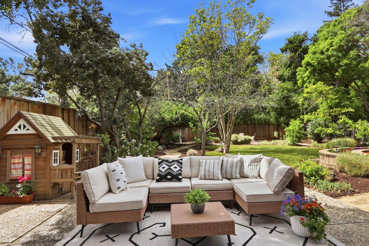 Detail Gallery Image 43 of 54 For 939 Poplar Ave, Sunnyvale,  CA 94086 - 3 Beds | 2 Baths