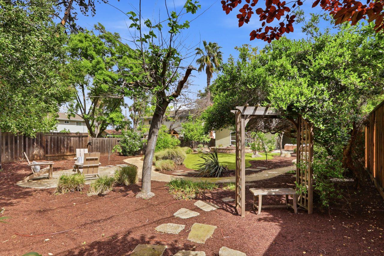 Detail Gallery Image 49 of 54 For 939 Poplar Ave, Sunnyvale,  CA 94086 - 3 Beds | 2 Baths