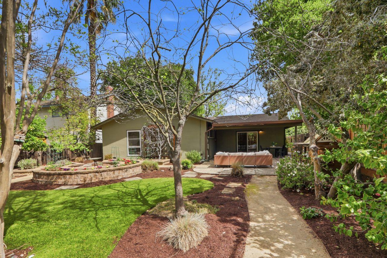 Detail Gallery Image 51 of 54 For 939 Poplar Ave, Sunnyvale,  CA 94086 - 3 Beds | 2 Baths