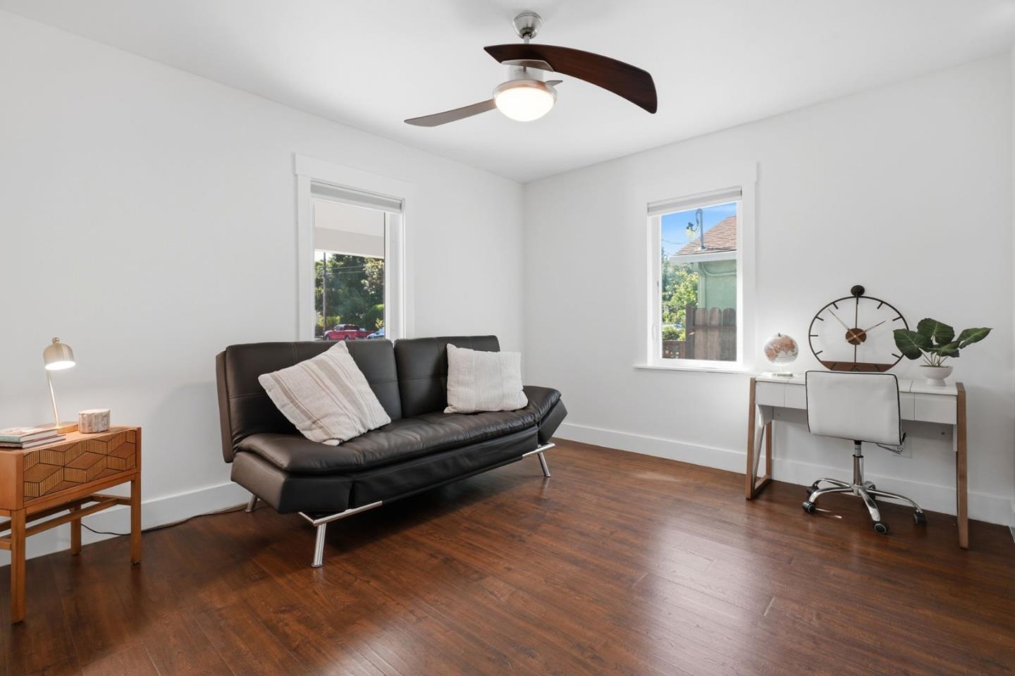 Detail Gallery Image 15 of 32 For 3101 Glendale Ave, Redwood City,  CA 94063 - 3 Beds | 2 Baths