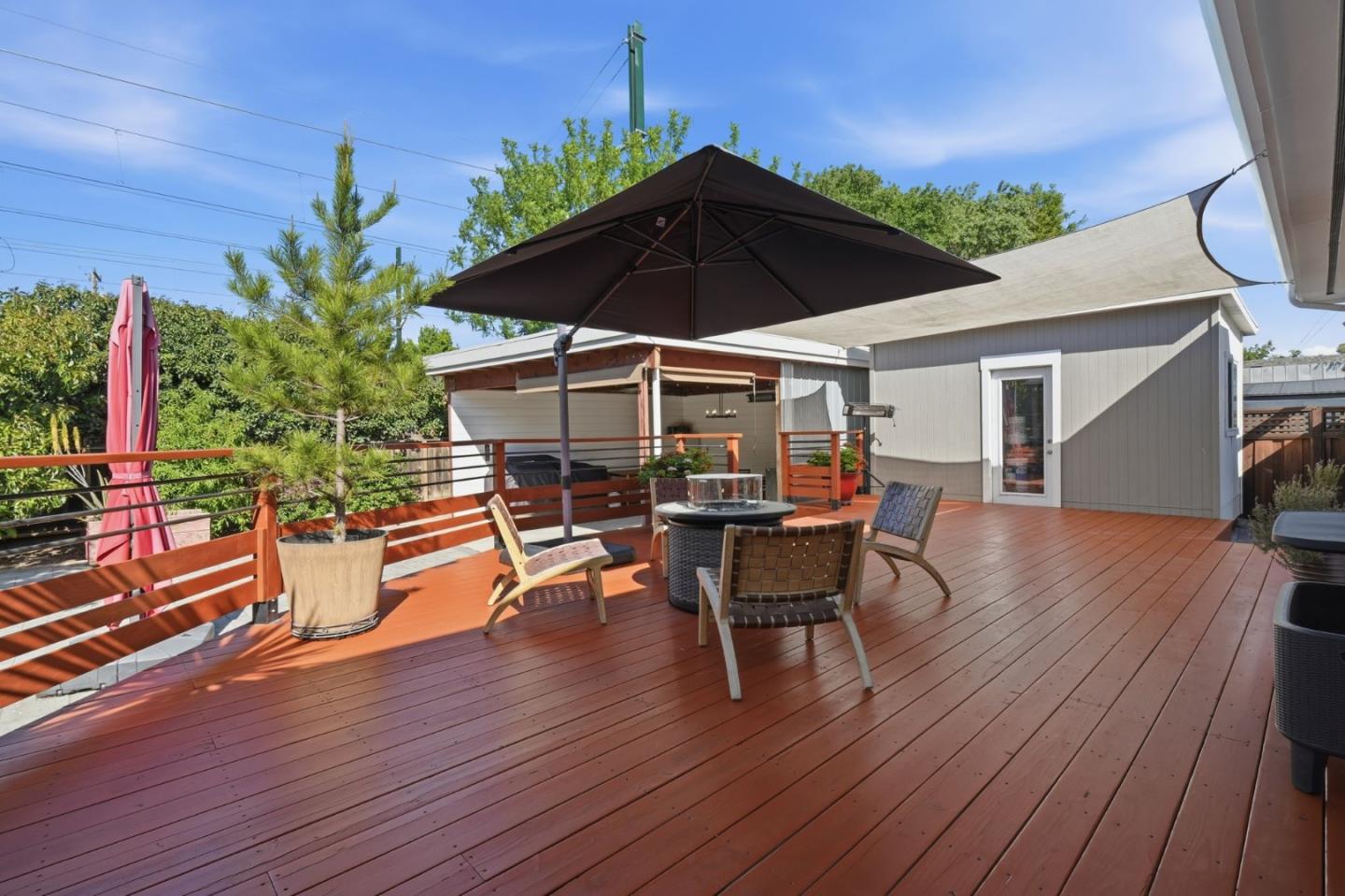 Detail Gallery Image 26 of 32 For 3101 Glendale Ave, Redwood City,  CA 94063 - 3 Beds | 2 Baths