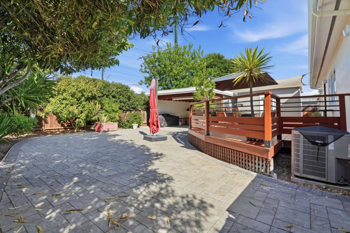 Detail Gallery Image 30 of 32 For 3101 Glendale Ave, Redwood City,  CA 94063 - 3 Beds | 2 Baths