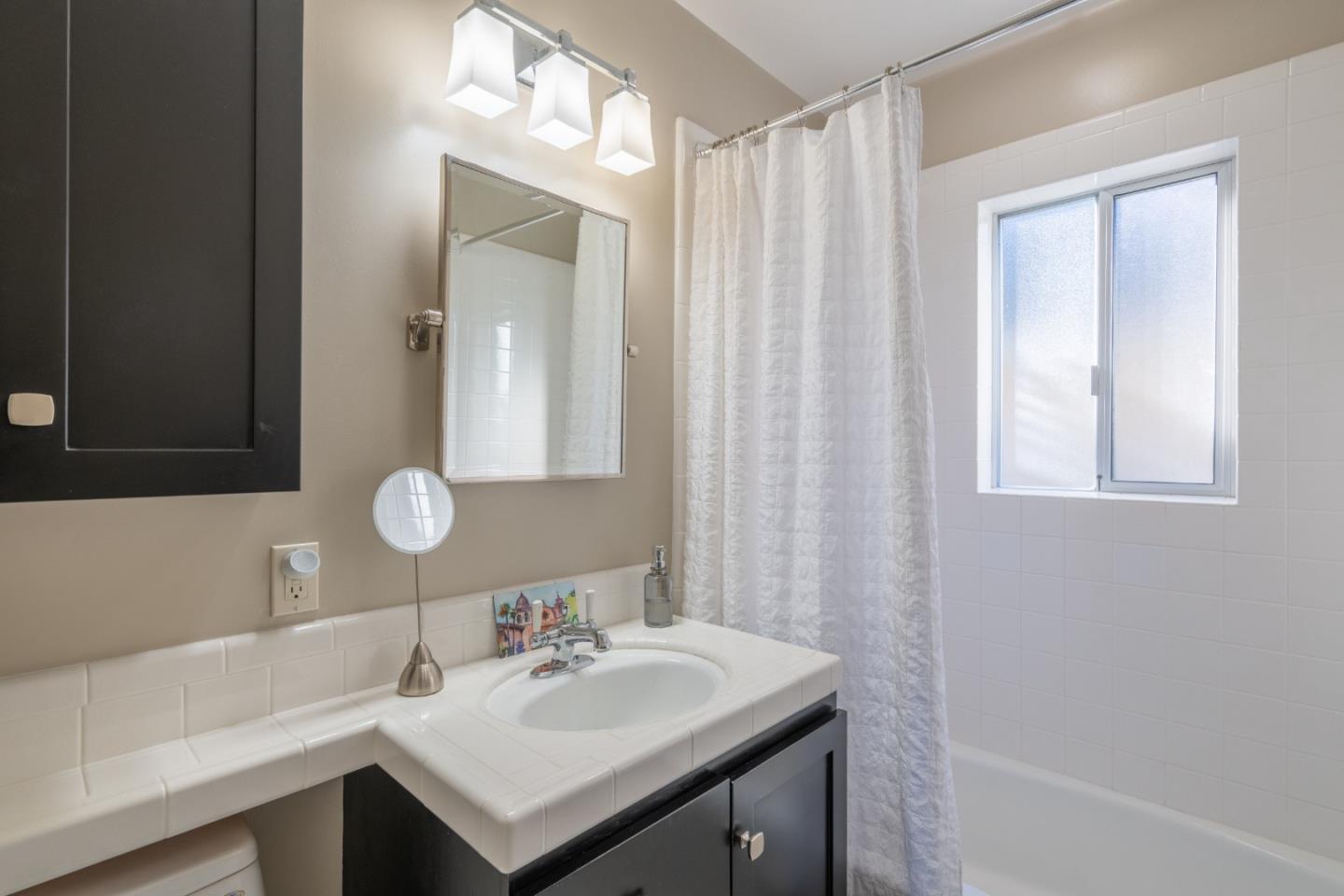 Detail Gallery Image 15 of 28 For 0 Lobos Se Corner Second, Carmel,  CA 93923 - 3 Beds | 2 Baths