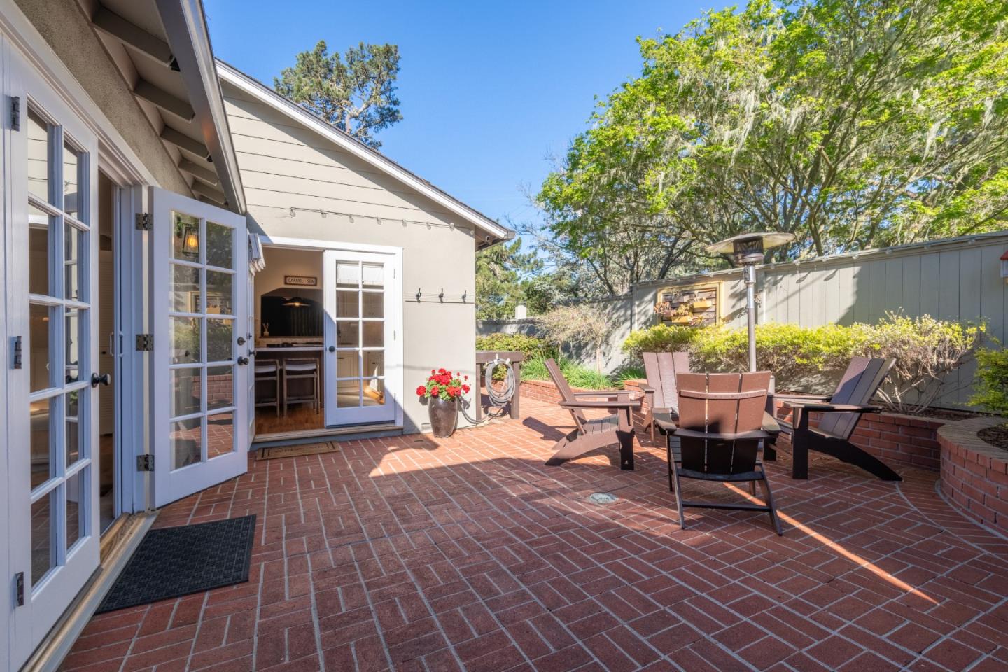 Detail Gallery Image 23 of 28 For 0 Lobos Se Corner Second, Carmel,  CA 93923 - 3 Beds | 2 Baths