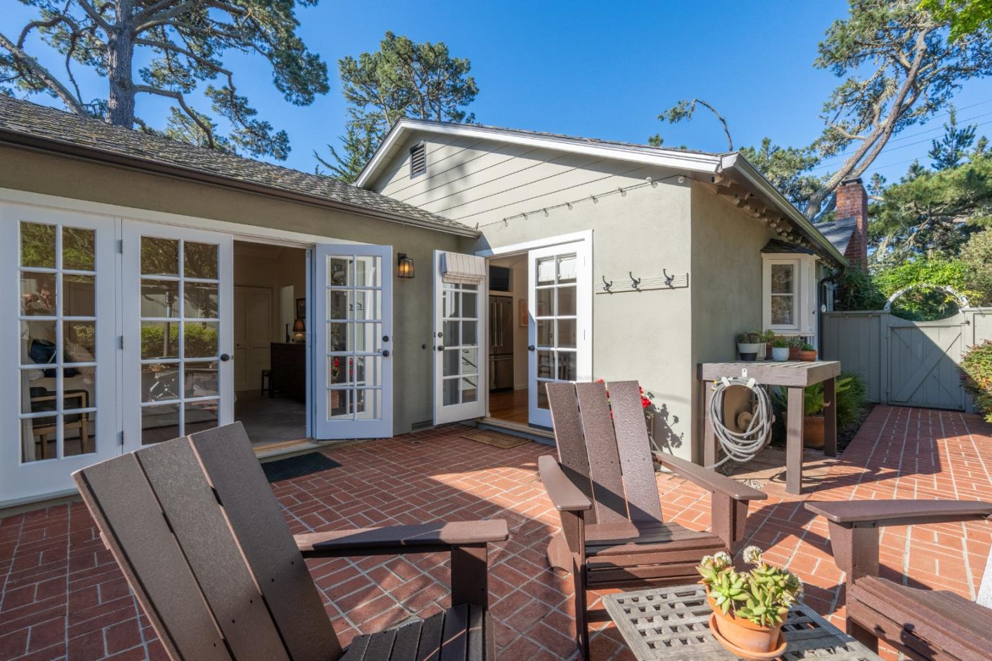 Detail Gallery Image 24 of 28 For 0 Lobos Se Corner Second, Carmel,  CA 93923 - 3 Beds | 2 Baths