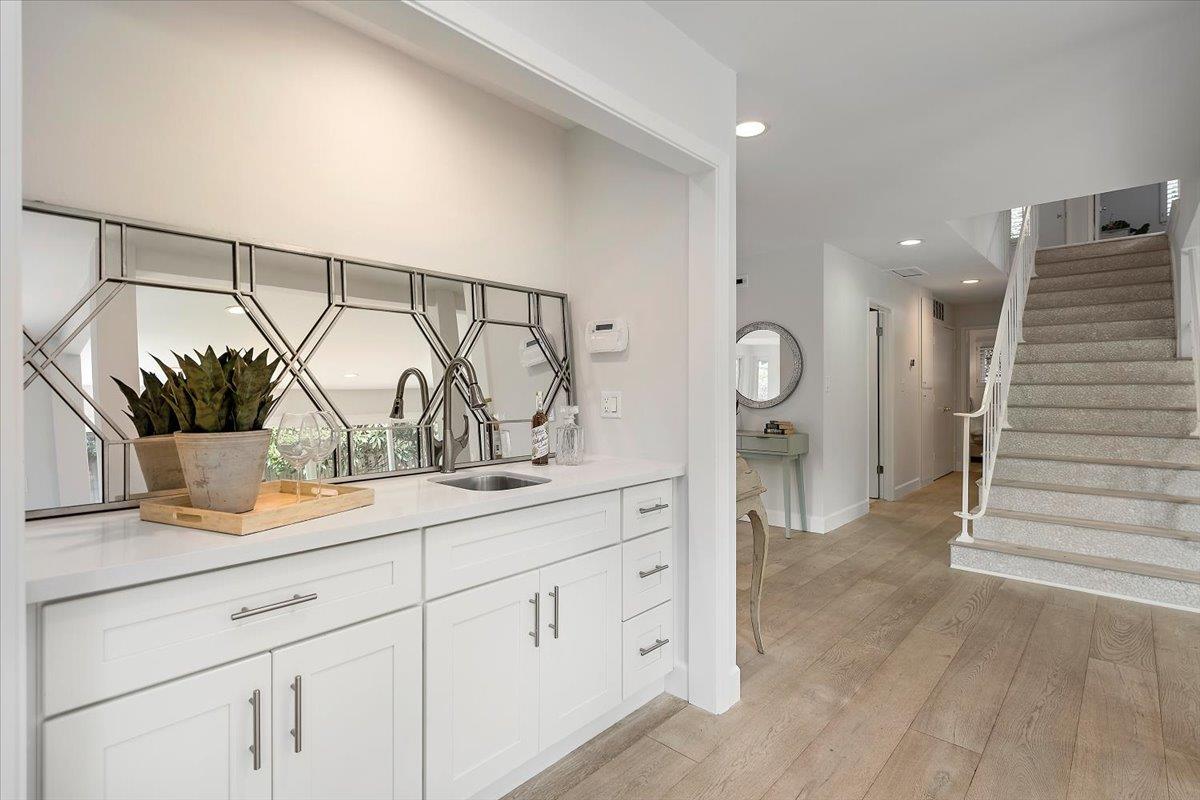 Detail Gallery Image 15 of 46 For 2060 Avignon Pl, Half Moon Bay,  CA 94019 - 5 Beds | 3 Baths