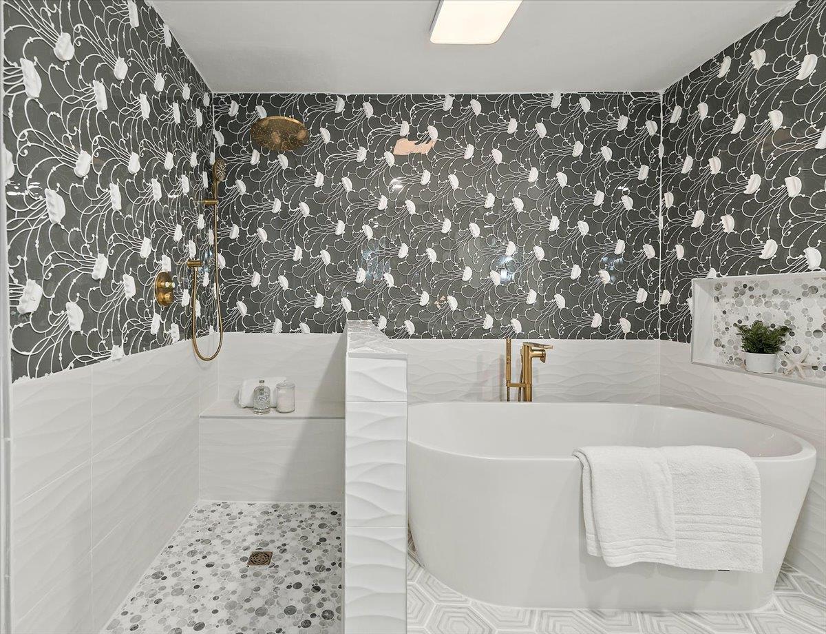 Detail Gallery Image 32 of 46 For 2060 Avignon Pl, Half Moon Bay,  CA 94019 - 5 Beds | 3 Baths