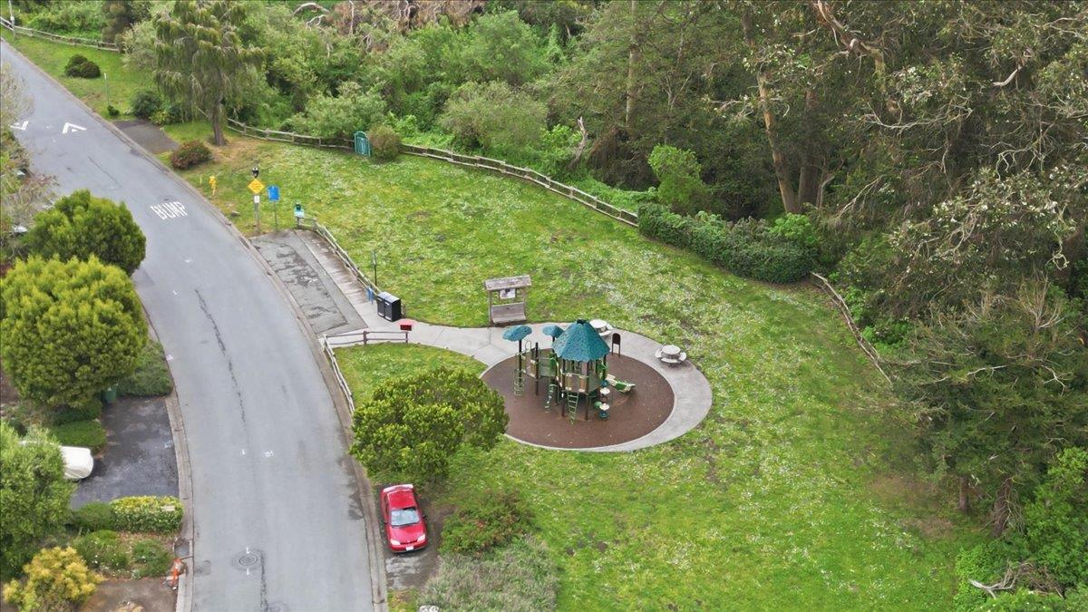 Detail Gallery Image 42 of 46 For 2060 Avignon Pl, Half Moon Bay,  CA 94019 - 5 Beds | 3 Baths