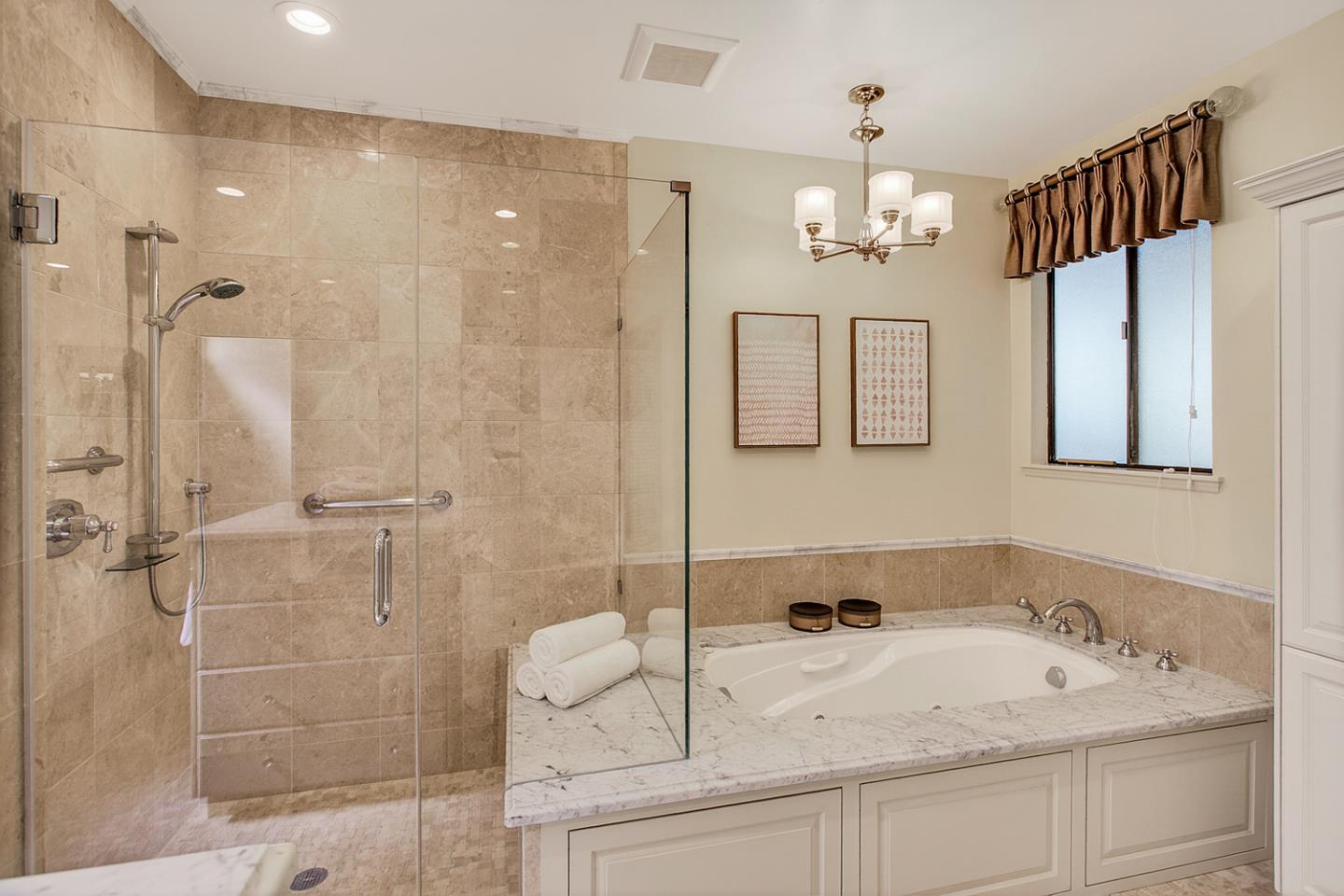 Detail Gallery Image 20 of 41 For 10 Mansion Ct #713,  Menlo Park,  CA 94025 - 3 Beds | 2/1 Baths