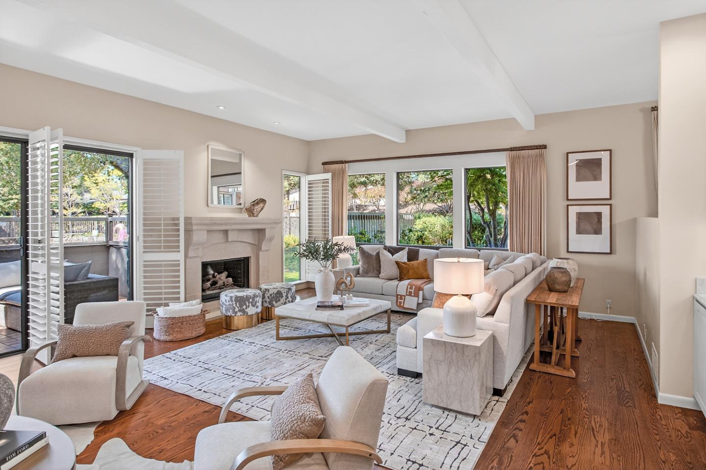 Detail Gallery Image 5 of 41 For 10 Mansion Ct #713,  Menlo Park,  CA 94025 - 3 Beds | 2/1 Baths