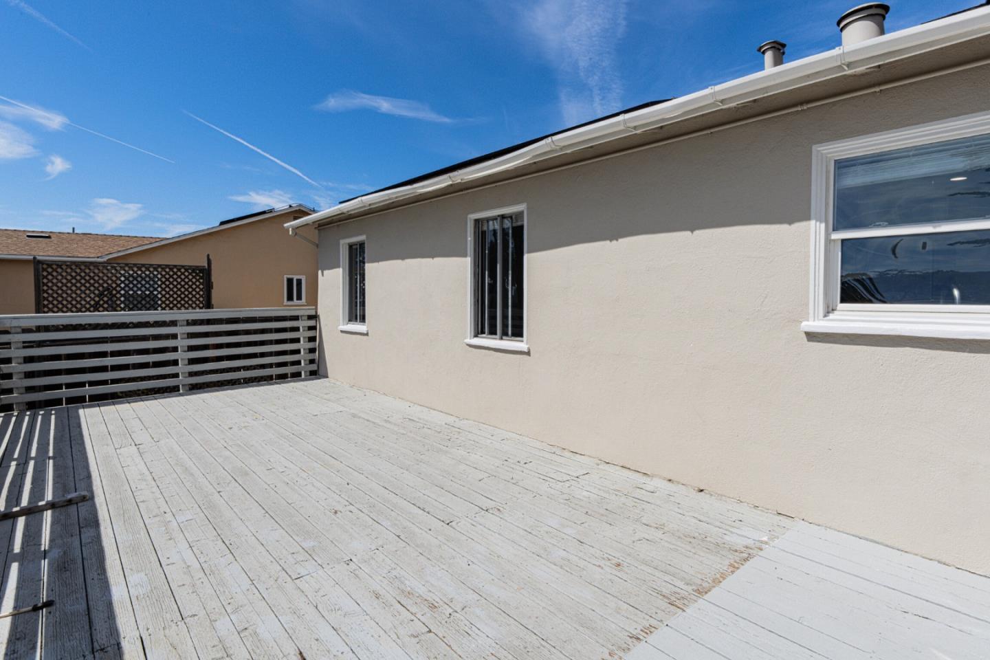 Detail Gallery Image 15 of 28 For 1915 Grandview St, Seaside,  CA 93955 - 3 Beds | 1 Baths