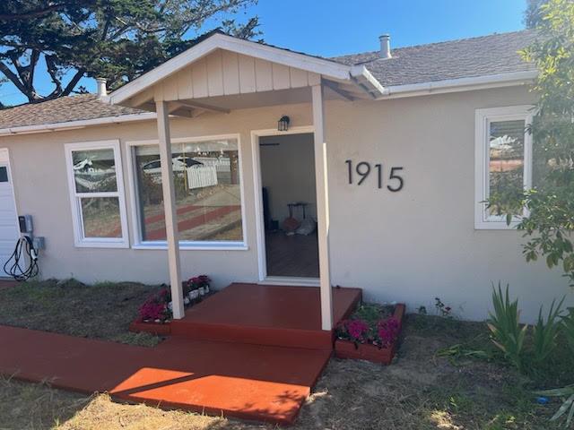 Detail Gallery Image 2 of 28 For 1915 Grandview St, Seaside,  CA 93955 - 3 Beds | 1 Baths