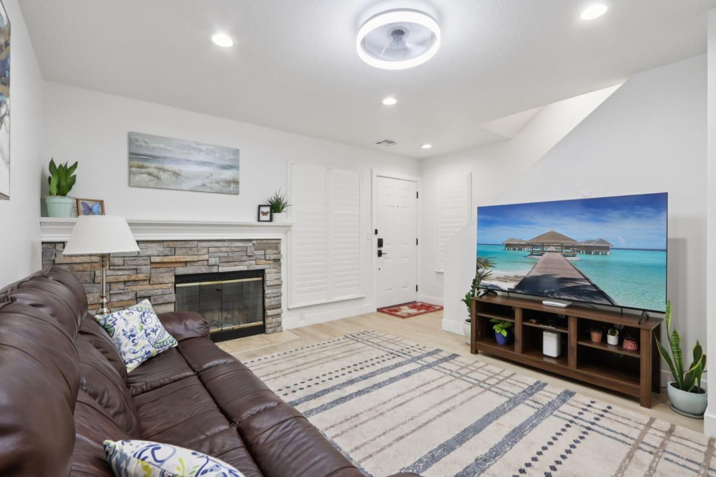 Detail Gallery Image 8 of 33 For 5214 Jacana Ln, San Jose,  CA 95123 - 3 Beds | 2/1 Baths