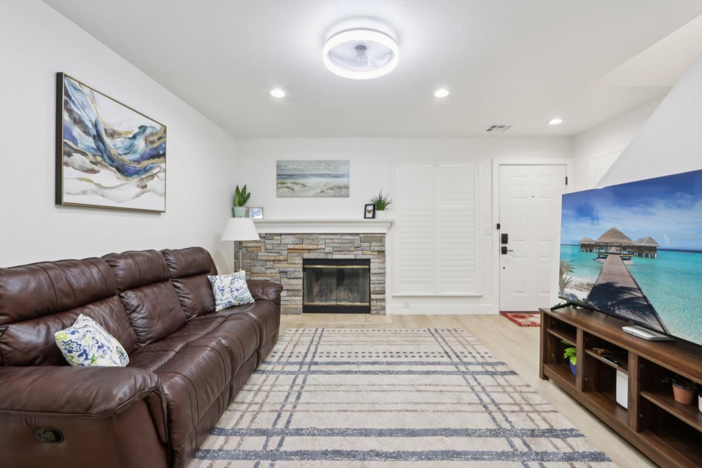 Detail Gallery Image 9 of 33 For 5214 Jacana Ln, San Jose,  CA 95123 - 3 Beds | 2/1 Baths