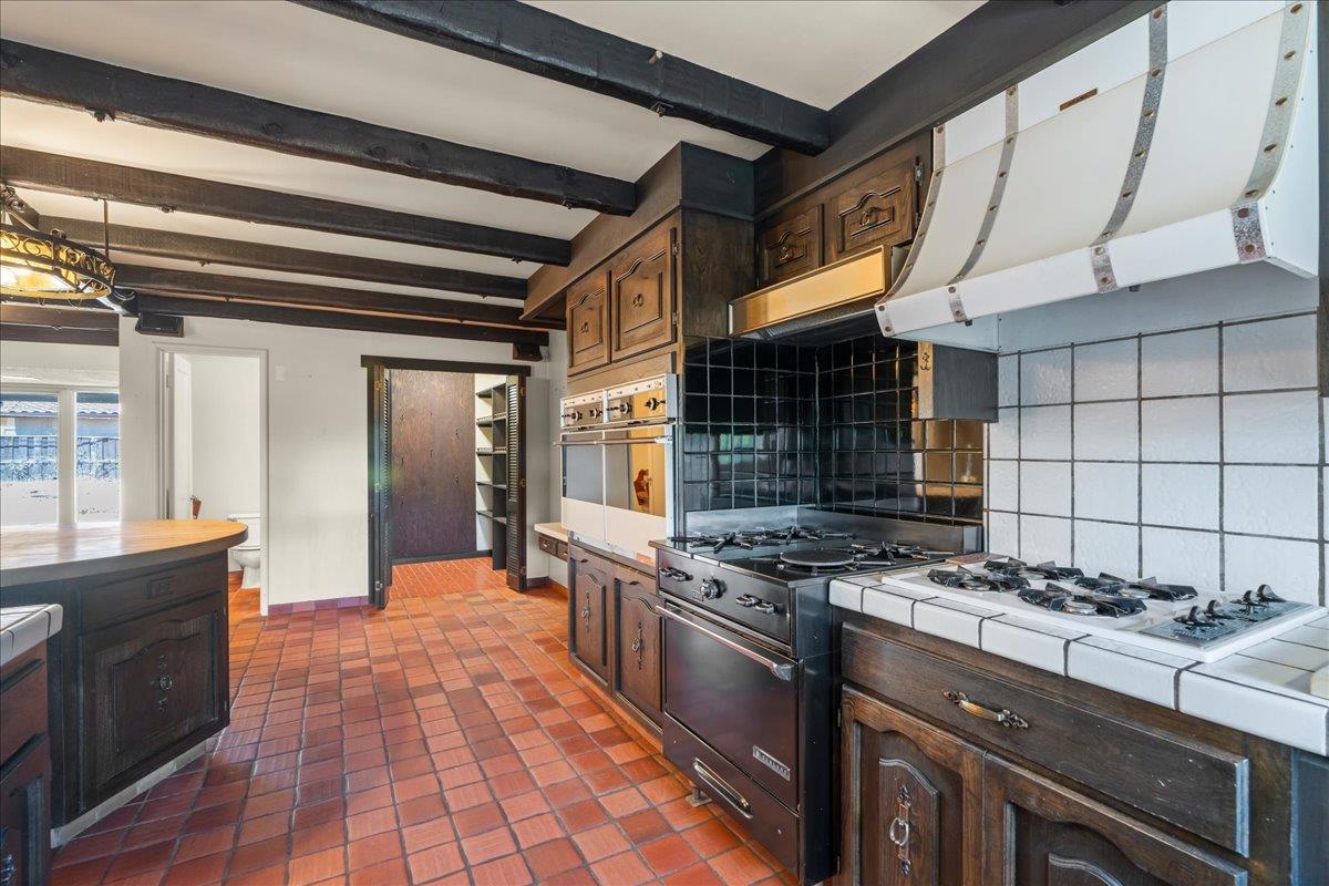 Detail Gallery Image 12 of 32 For 12649 Paseo Olivos, Saratoga,  CA 95070 - 3 Beds | 2/1 Baths