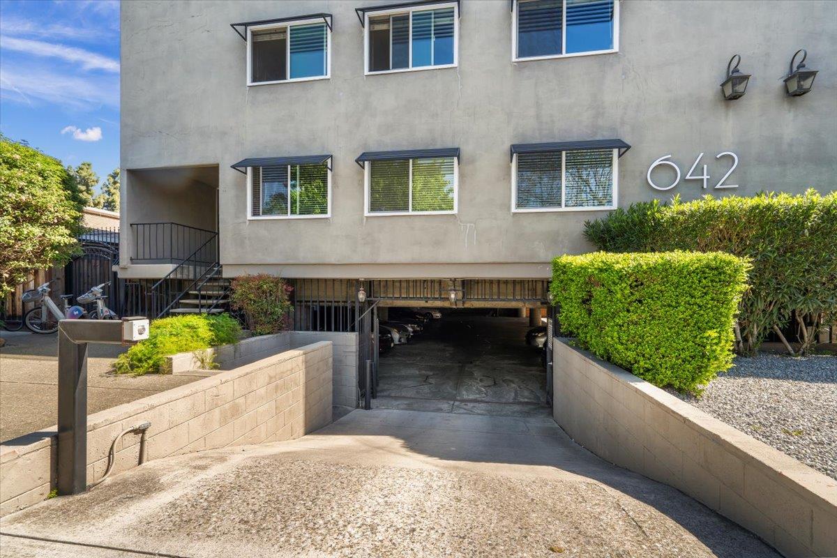 Detail Gallery Image 4 of 15 For 642 S 7th St, San Jose,  CA 95112 - – Beds | – Baths