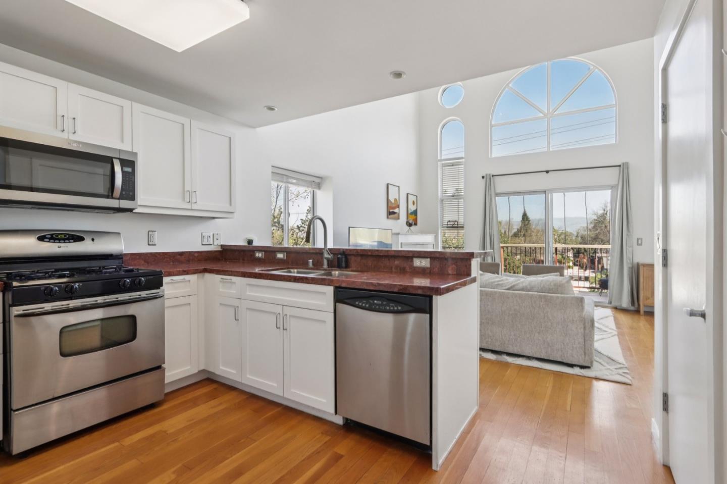 Detail Gallery Image 7 of 26 For 350 N 2nd St #335,  San Jose,  CA 95112 - 2 Beds | 2 Baths