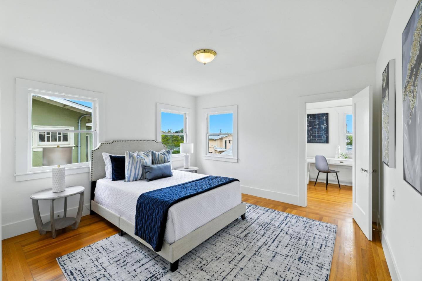 Detail Gallery Image 10 of 12 For 5555 Carlton St, Oakland,  CA 94618 - 4 Beds | 2 Baths