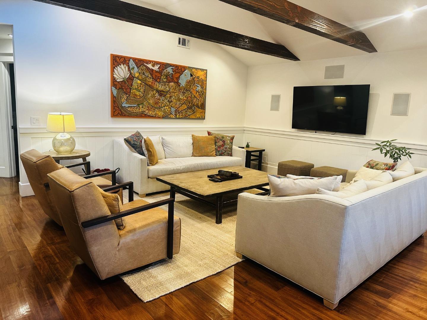 Detail Gallery Image 6 of 17 For 3179 Bryant St, Palo Alto,  CA 94306 - 4 Beds | 4 Baths