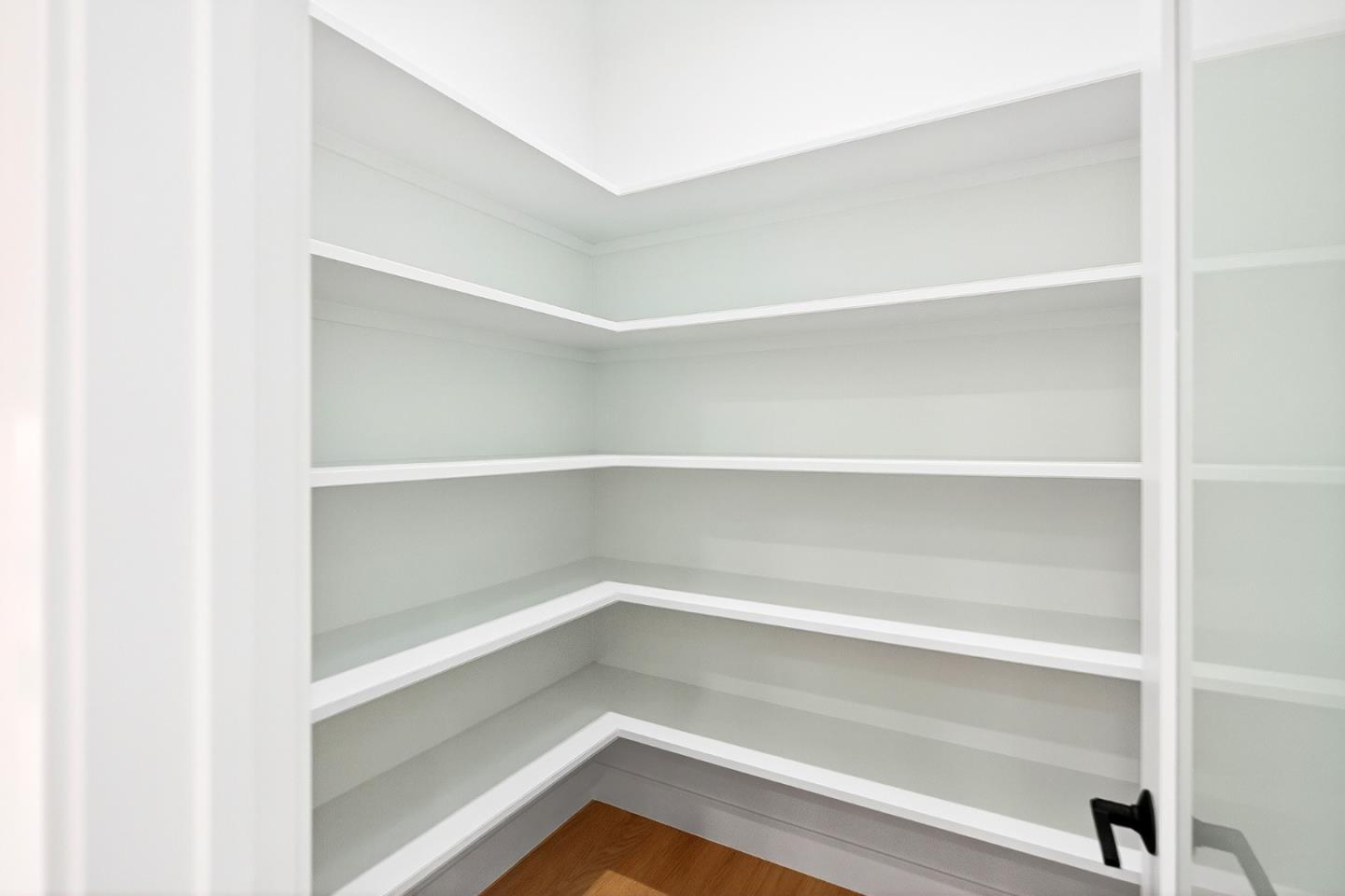 Detail Gallery Image 20 of 60 For 1808 Fallen Leaf Ln, Los Altos,  CA 94024 - 5 Beds | 5/1 Baths