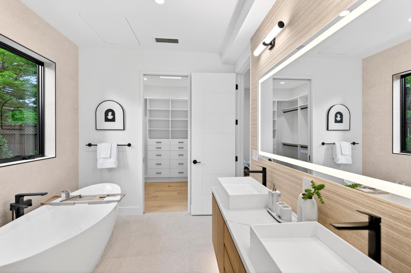 Detail Gallery Image 27 of 60 For 1808 Fallen Leaf Ln, Los Altos,  CA 94024 - 5 Beds | 5/1 Baths