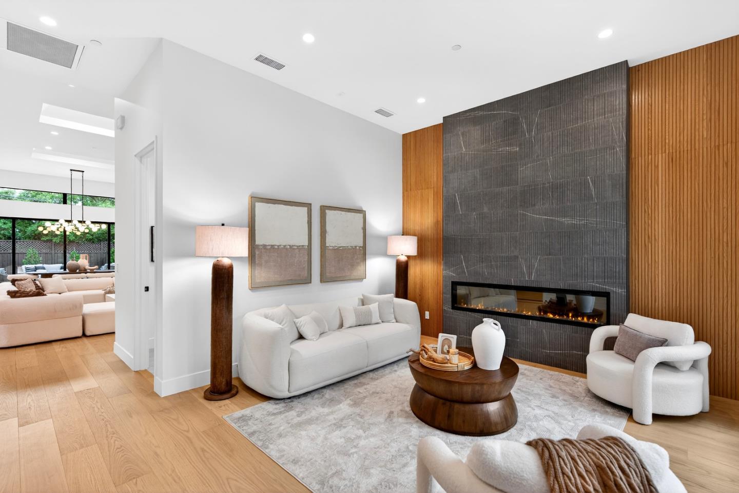 Detail Gallery Image 3 of 60 For 1808 Fallen Leaf Ln, Los Altos,  CA 94024 - 5 Beds | 5/1 Baths