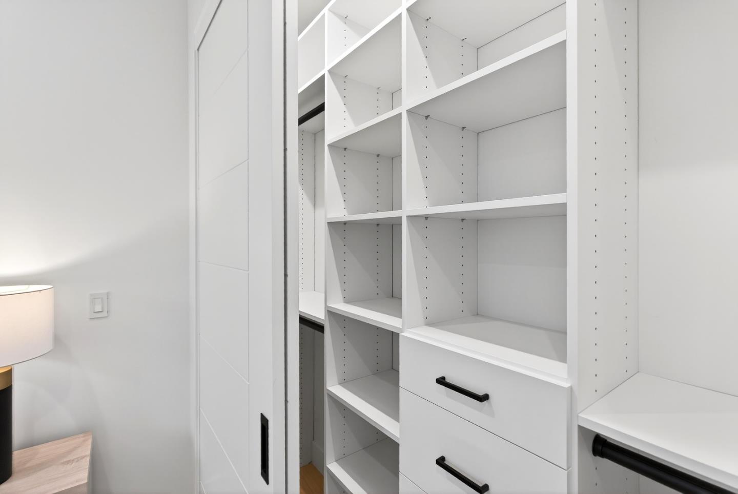 Detail Gallery Image 31 of 60 For 1808 Fallen Leaf Ln, Los Altos,  CA 94024 - 5 Beds | 5/1 Baths