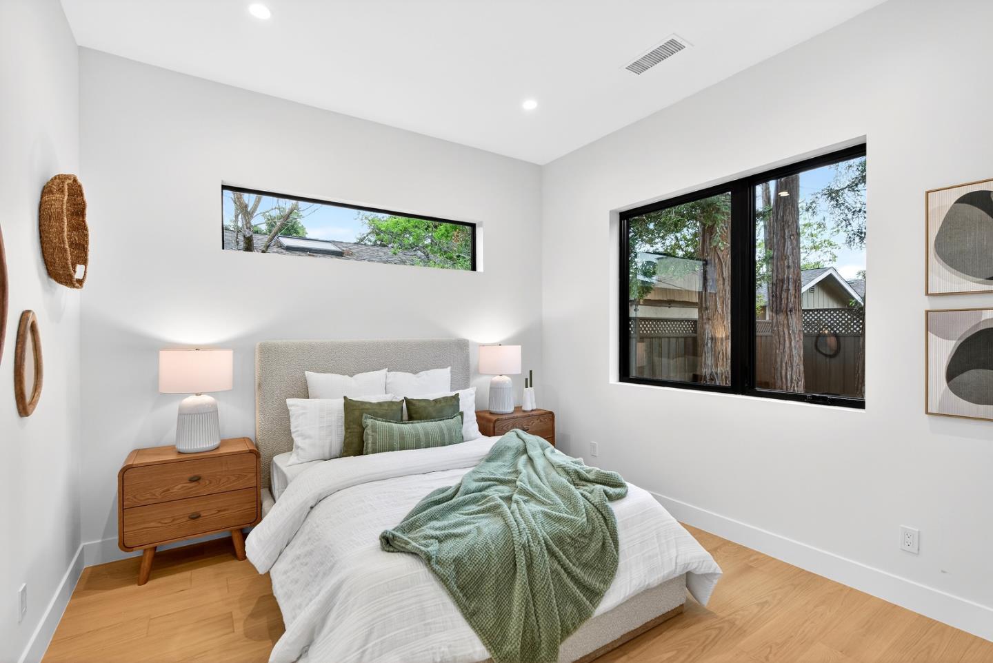 Detail Gallery Image 37 of 60 For 1808 Fallen Leaf Ln, Los Altos,  CA 94024 - 5 Beds | 5/1 Baths