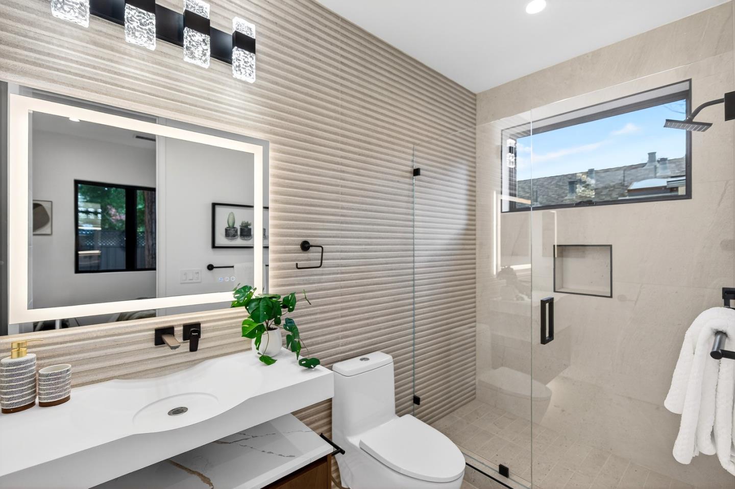 Detail Gallery Image 40 of 60 For 1808 Fallen Leaf Ln, Los Altos,  CA 94024 - 5 Beds | 5/1 Baths