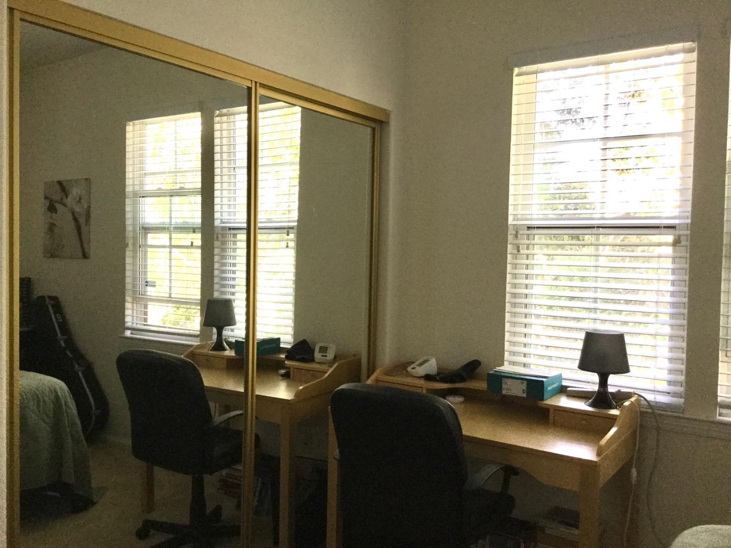 Detail Gallery Image 19 of 30 For 6 Dockside Cir, Redwood City,  CA 94065 - 4 Beds | 3/1 Baths