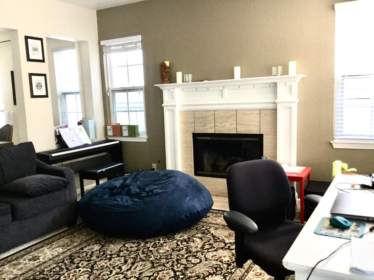 Detail Gallery Image 9 of 30 For 6 Dockside Cir, Redwood City,  CA 94065 - 4 Beds | 3/1 Baths