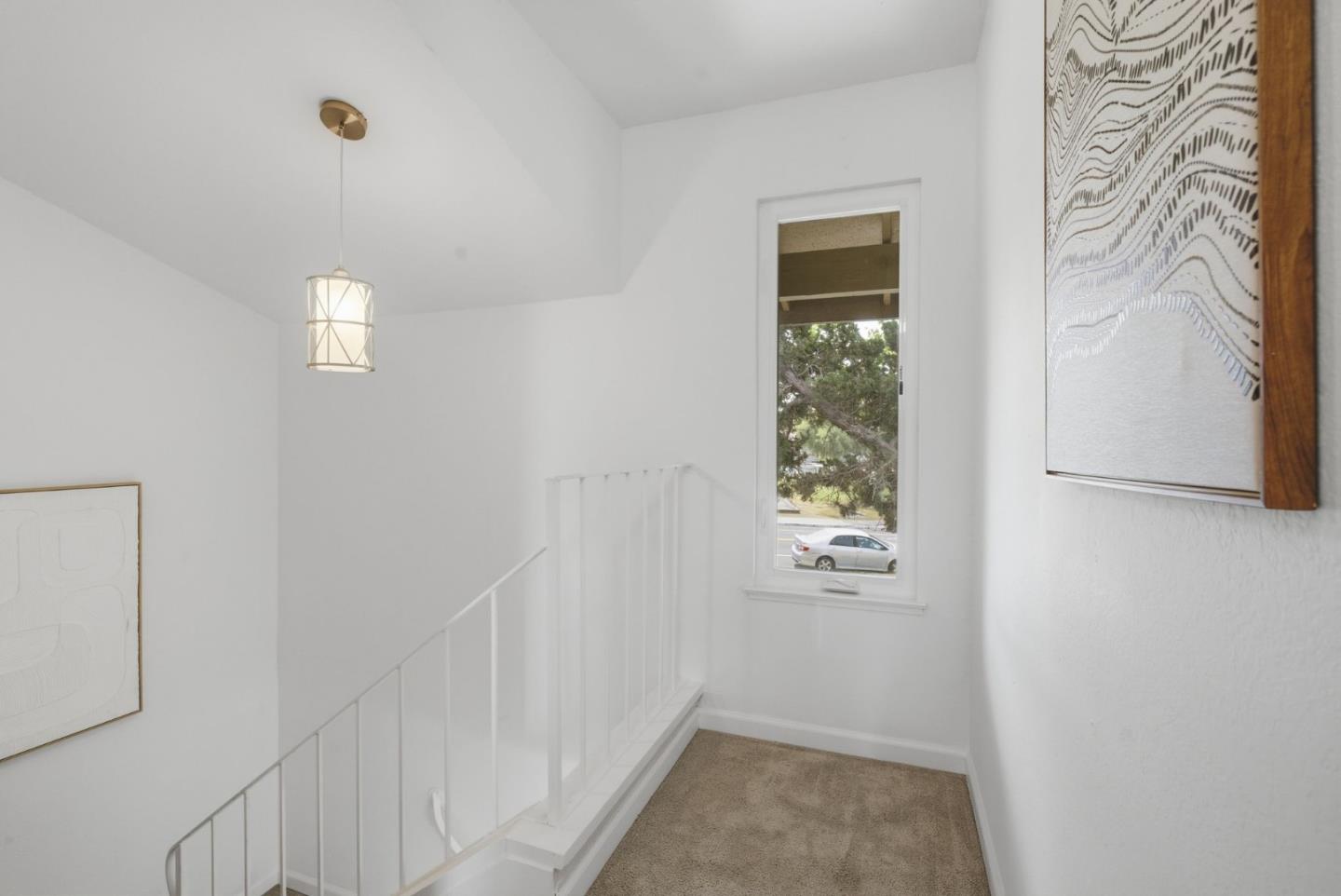 Detail Gallery Image 24 of 57 For 1992 Uphall Ct, San Jose,  CA 95121 - 4 Beds | 1/1 Baths