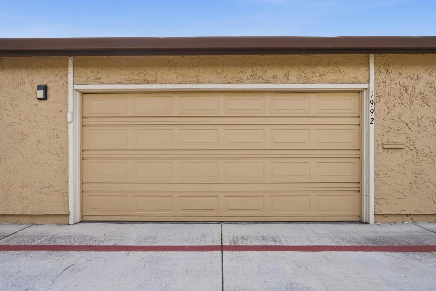 Detail Gallery Image 40 of 57 For 1992 Uphall Ct, San Jose,  CA 95121 - 4 Beds | 1/1 Baths