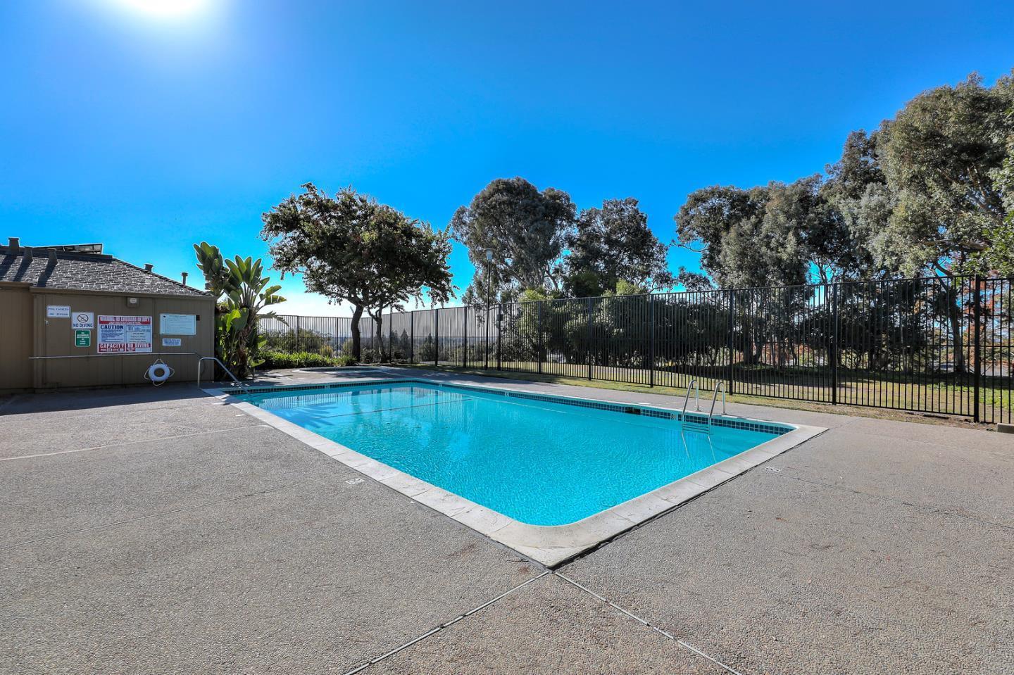 Detail Gallery Image 49 of 57 For 1992 Uphall Ct, San Jose,  CA 95121 - 4 Beds | 1/1 Baths