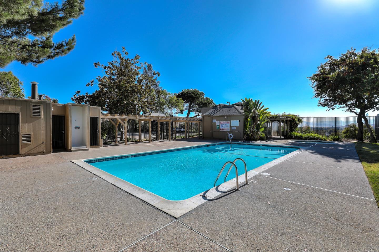 Detail Gallery Image 50 of 57 For 1992 Uphall Ct, San Jose,  CA 95121 - 4 Beds | 1/1 Baths