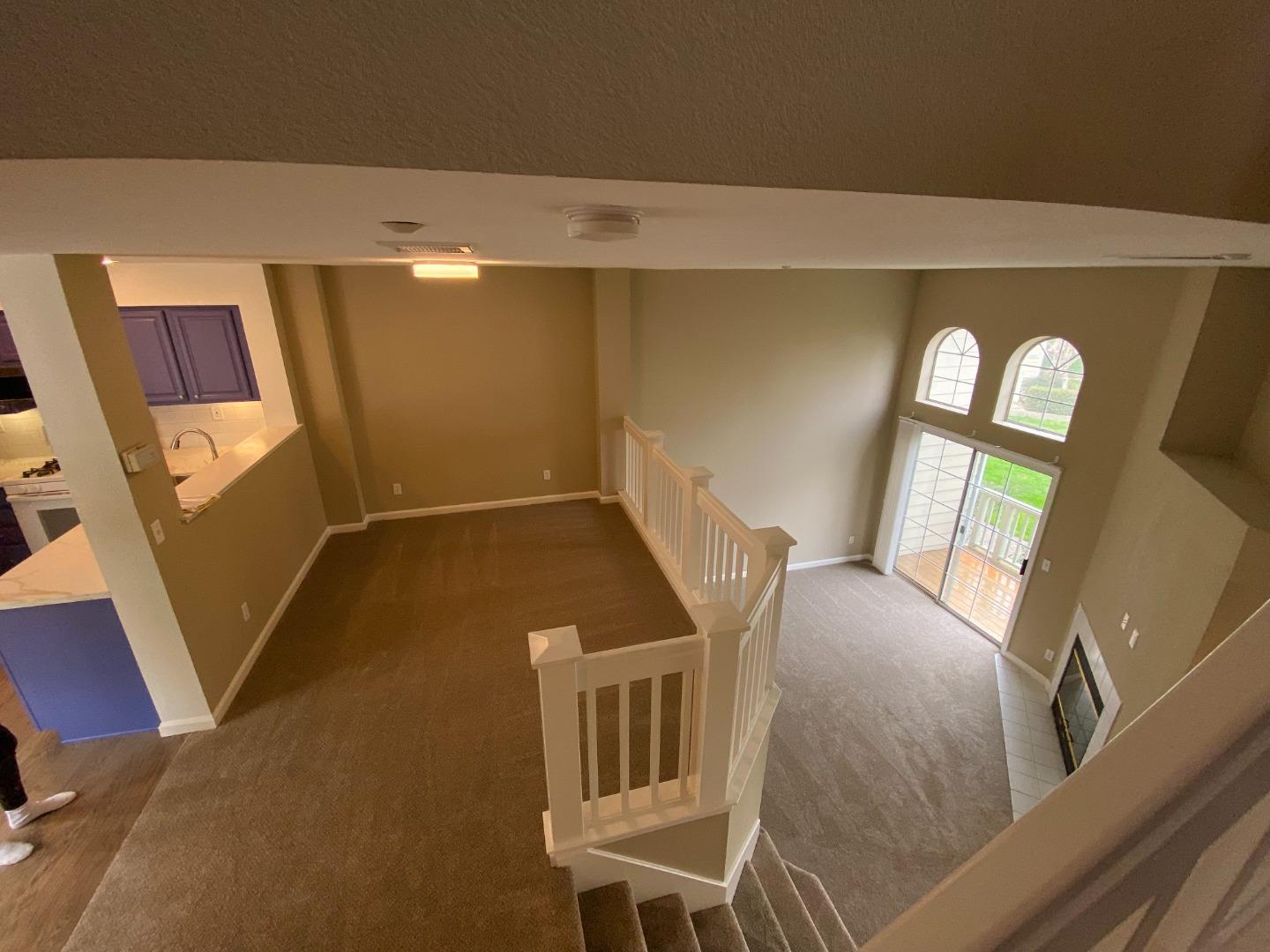 Detail Gallery Image 11 of 25 For Meridian, Redwood City,  CA 94065 - 2 Beds | 2/1 Baths