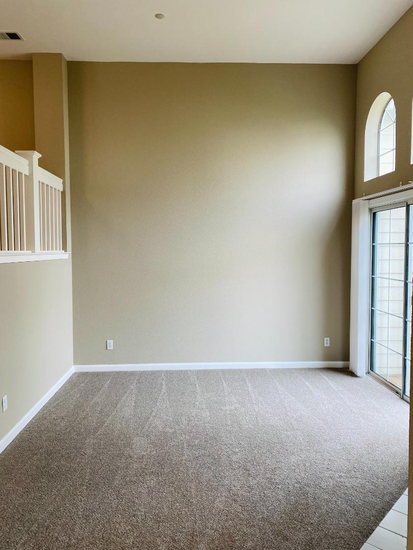 Detail Gallery Image 2 of 25 For Meridian, Redwood City,  CA 94065 - 2 Beds | 2/1 Baths