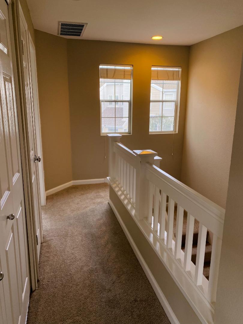 Detail Gallery Image 20 of 25 For Meridian, Redwood City,  CA 94065 - 2 Beds | 2/1 Baths