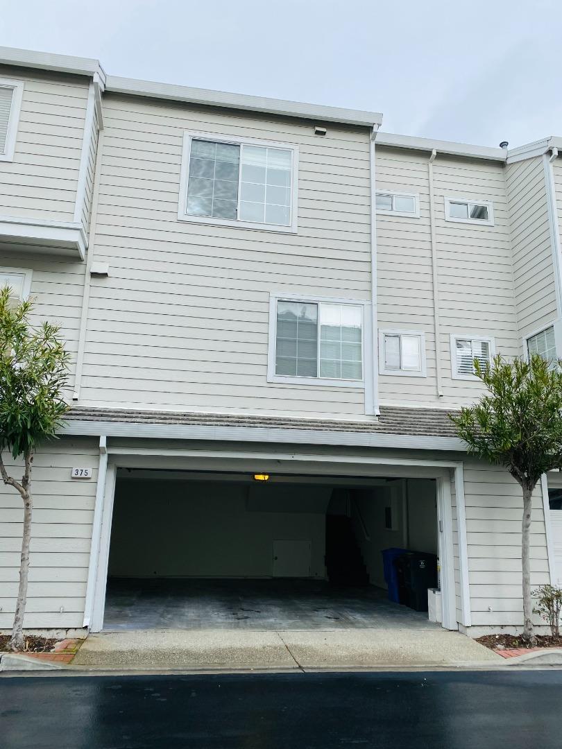 Detail Gallery Image 22 of 25 For Meridian, Redwood City,  CA 94065 - 2 Beds | 2/1 Baths