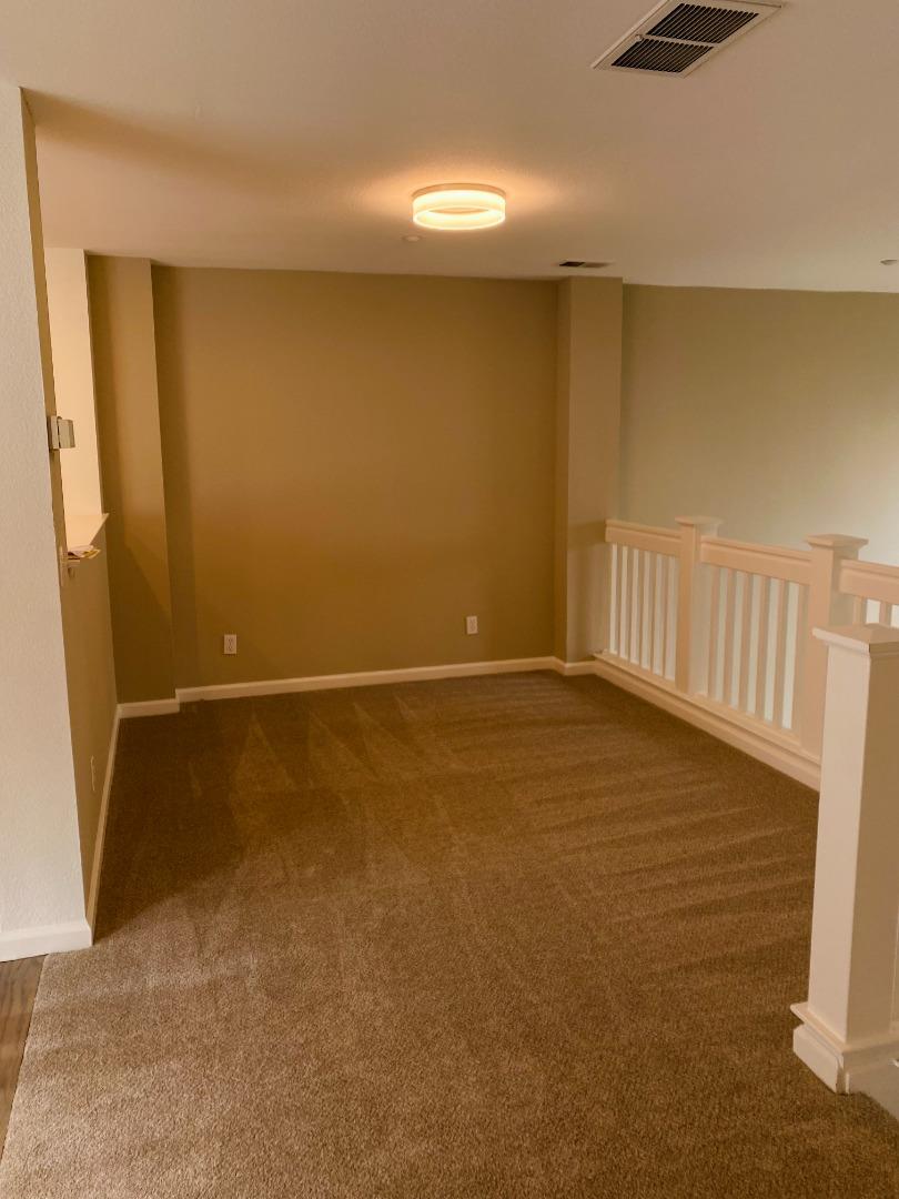 Detail Gallery Image 5 of 25 For Meridian, Redwood City,  CA 94065 - 2 Beds | 2/1 Baths