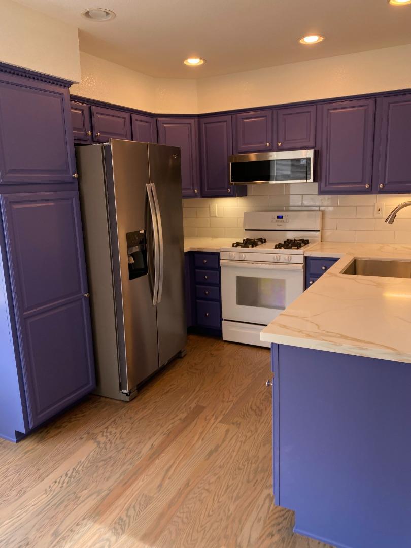 Detail Gallery Image 7 of 25 For Meridian, Redwood City,  CA 94065 - 2 Beds | 2/1 Baths