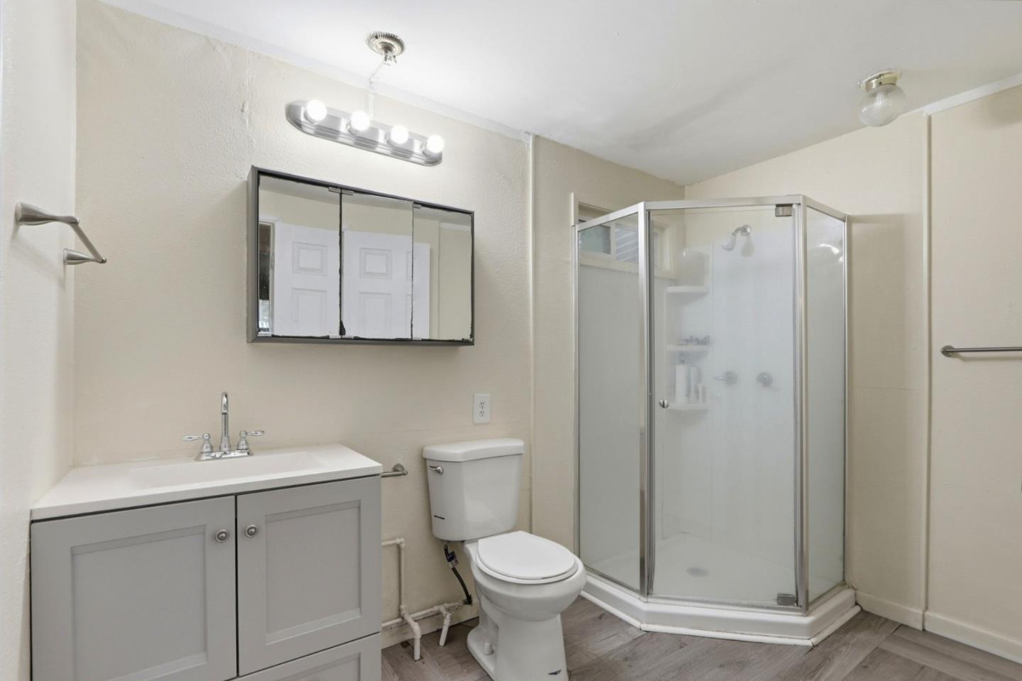 Detail Gallery Image 28 of 36 For 900 Golden Wheel Park Dr #01,  San Jose,  CA 95112 - 3 Beds | 2 Baths